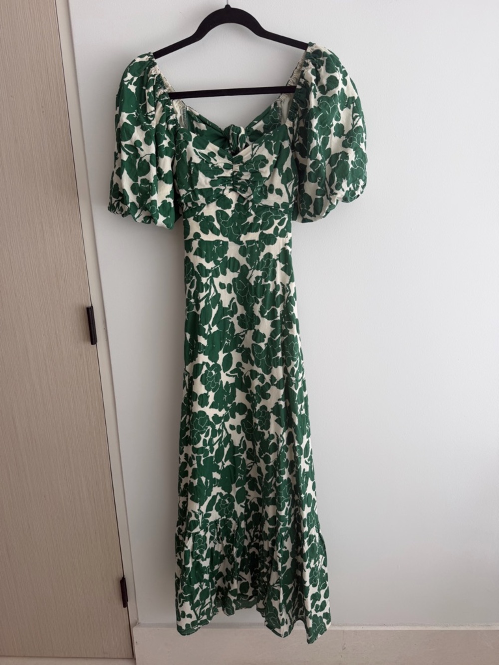 Free The Roses floral puff sleeve dresses - Size Small - Picture 4 of 8